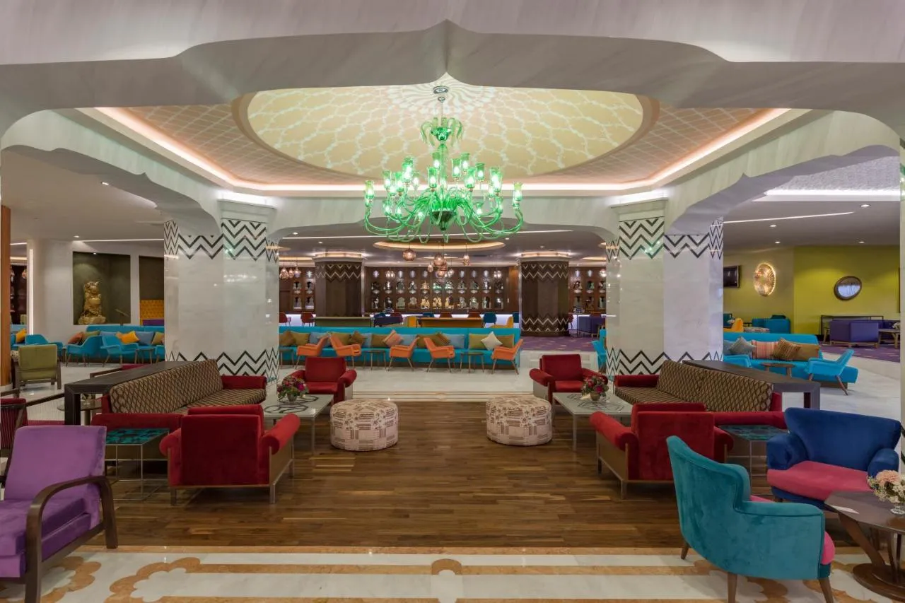 Royal Taj Mahal Hotel-2