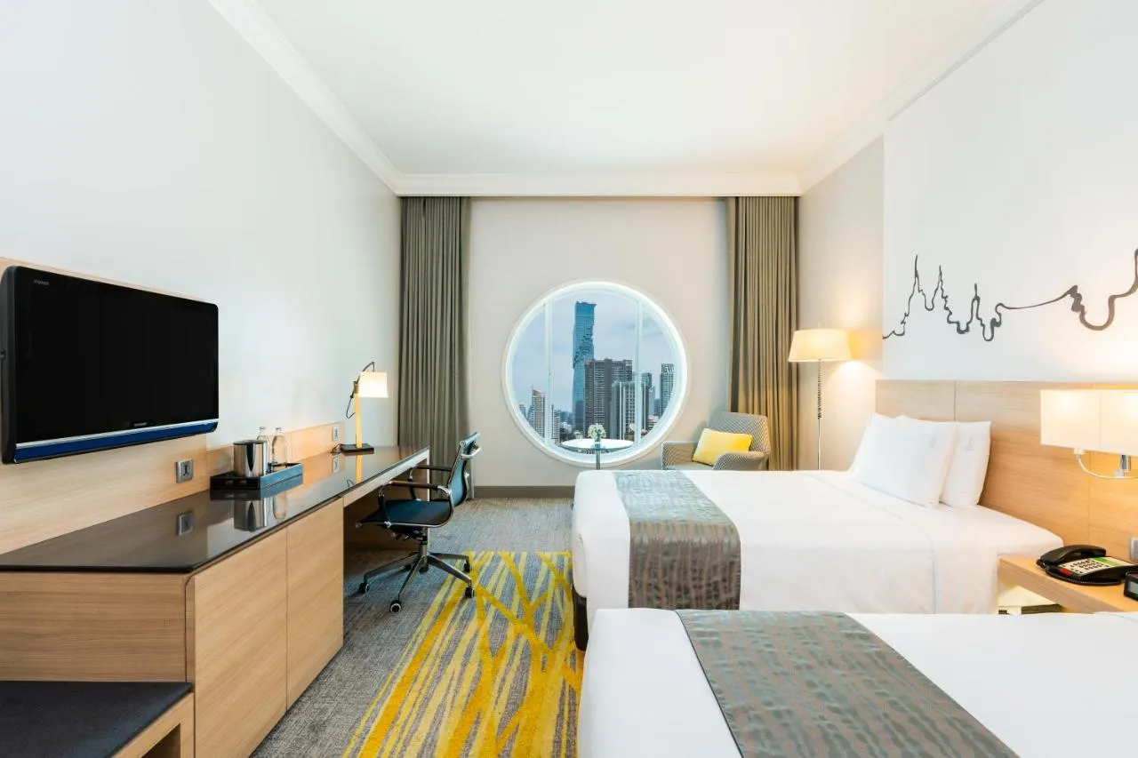 Holiday Inn Bangkok Silom-2