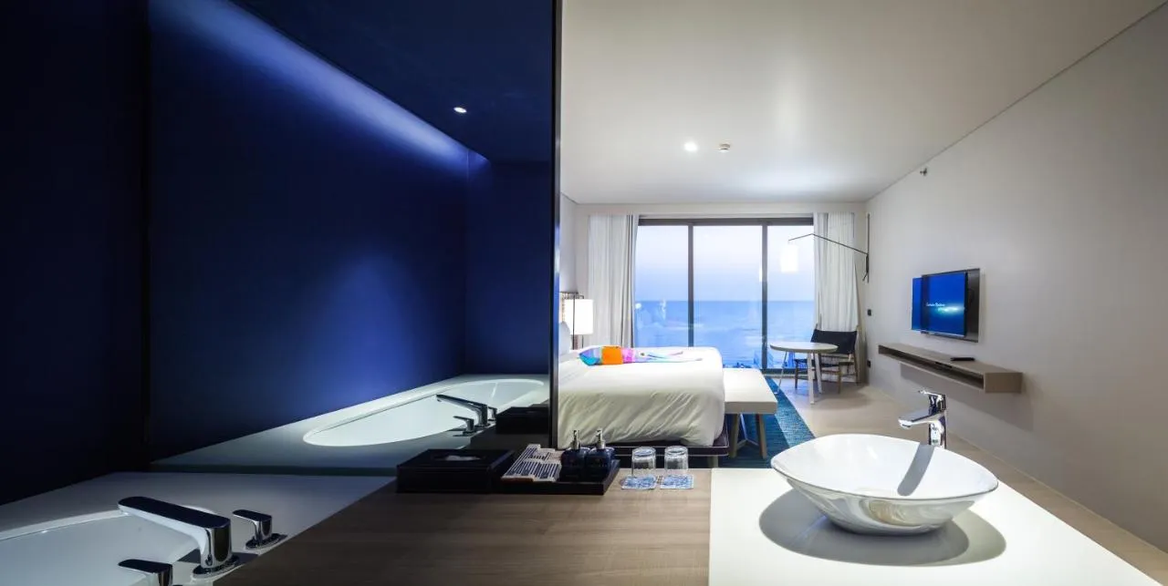 Veranda Resort Pattaya MGallery By Sofitel slide-4