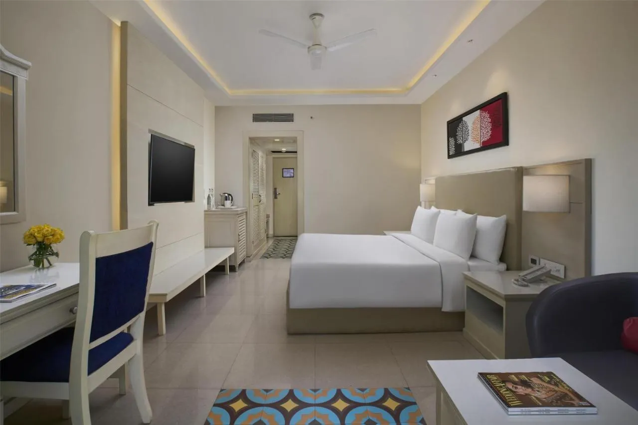 Radisson Goa Candolim hotel slide-5