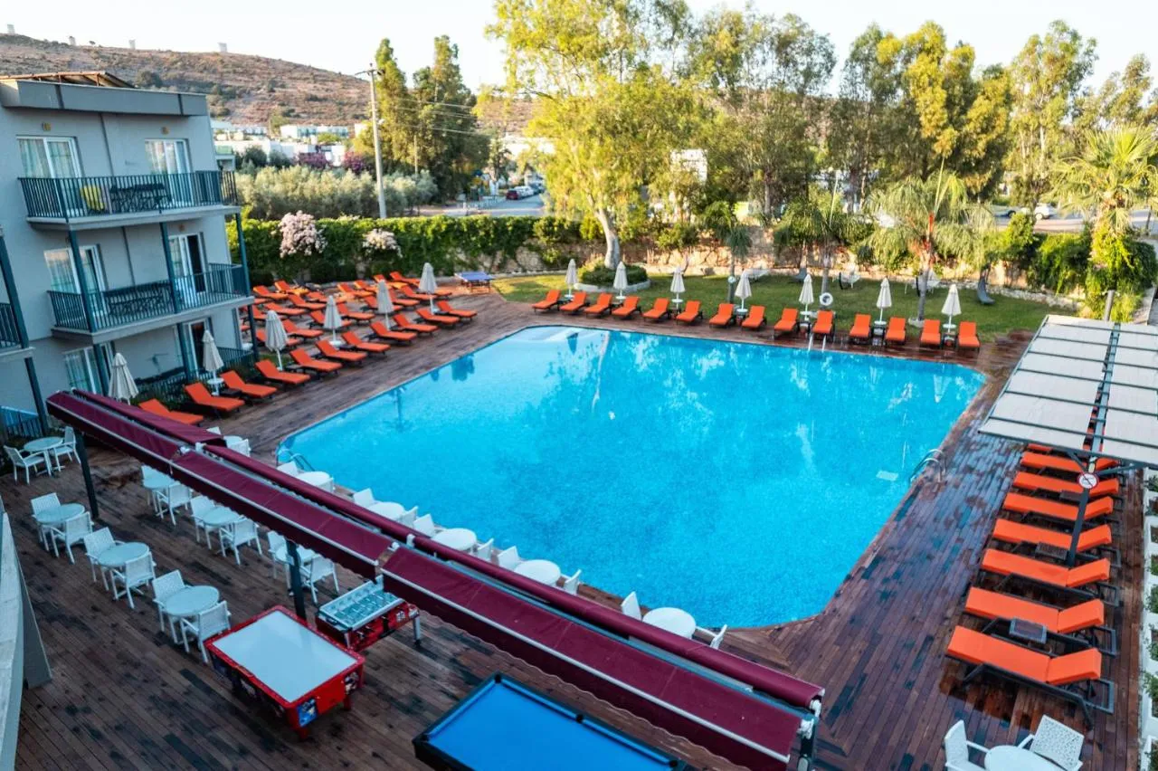 Bodrum Beach Resort slide-3