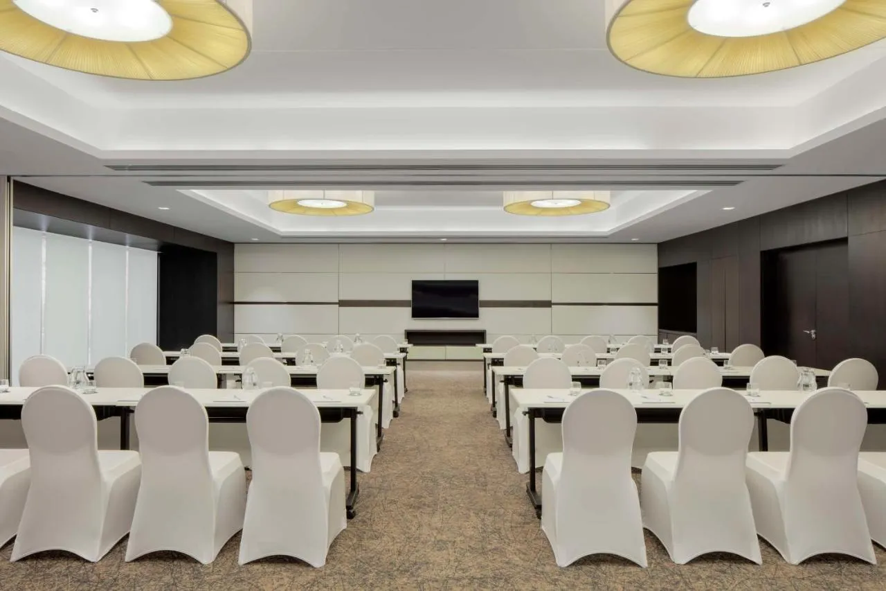 Hyatt Place Dubai Al Rigga-2