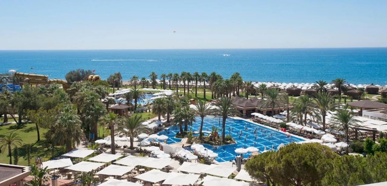 Crystal Tat Beach Golf Resort hotel slide-4