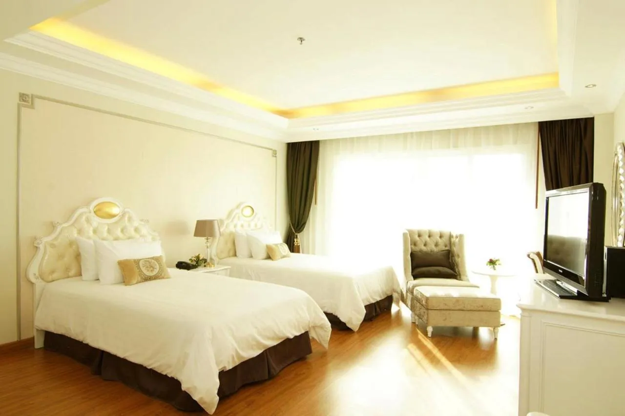 LK Miracle Suite - SHA Extra Plus-1
