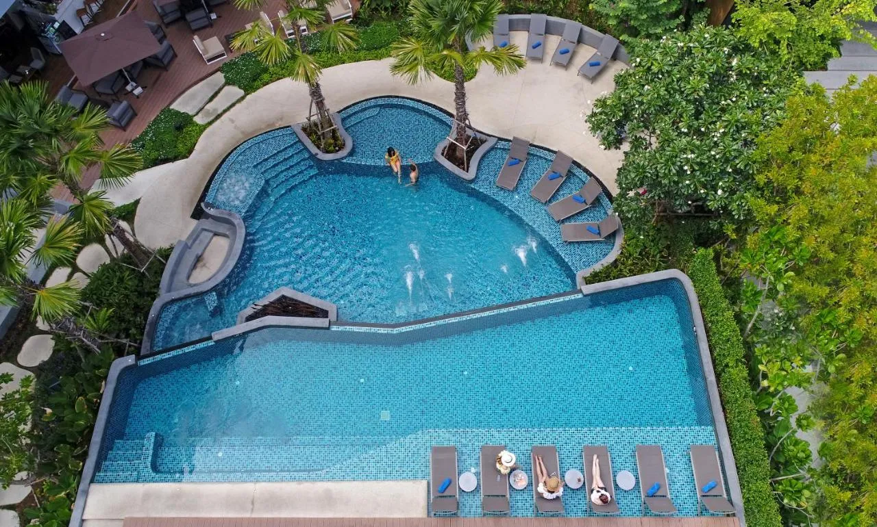 Hotel Amber Pattaya slide-3