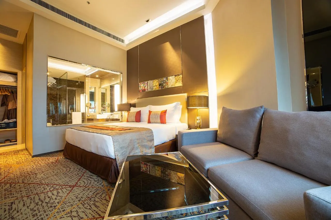 Graceland Bangkok by Grace Hotel slide-3