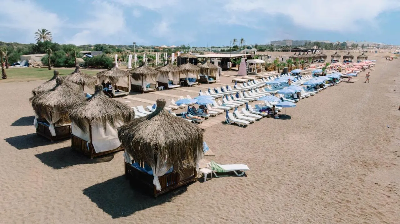 Laren Sea Side Hotel Spa-2