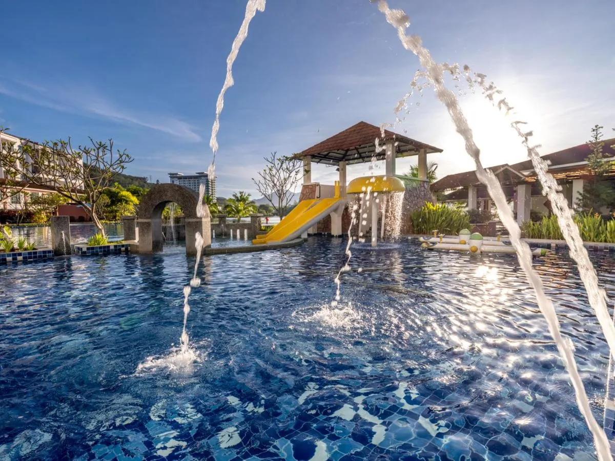 Dayang Bay Resort Langkawi slide-4