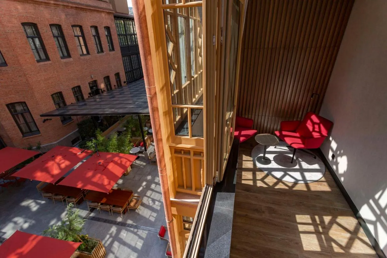 Radisson RED Tbilisi slide-3