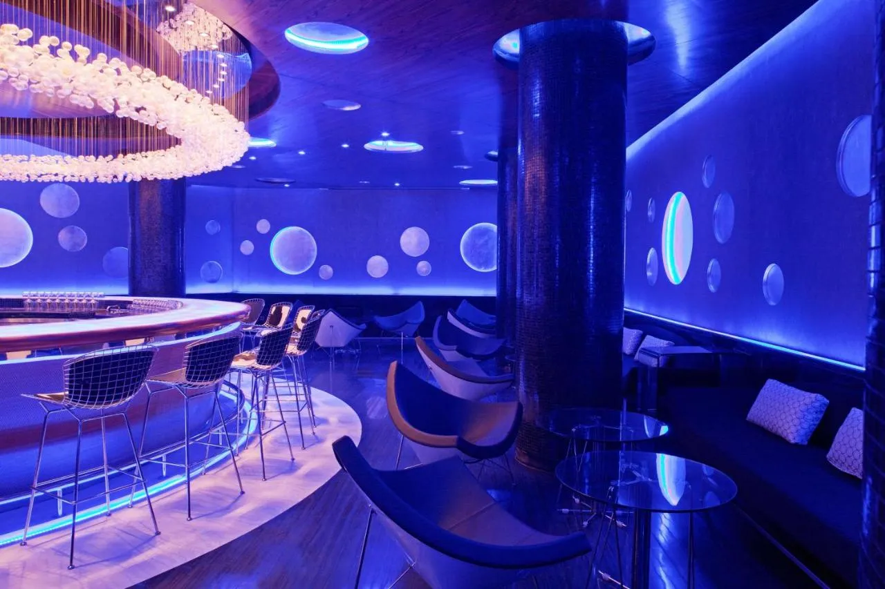 Radisson Blu Plaza Delhi Airport slide-3