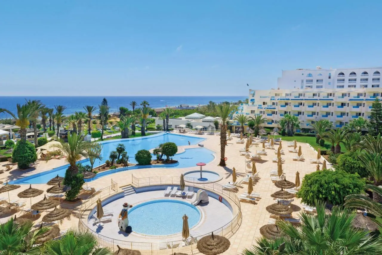Sentido Bellevue Park slide-5
