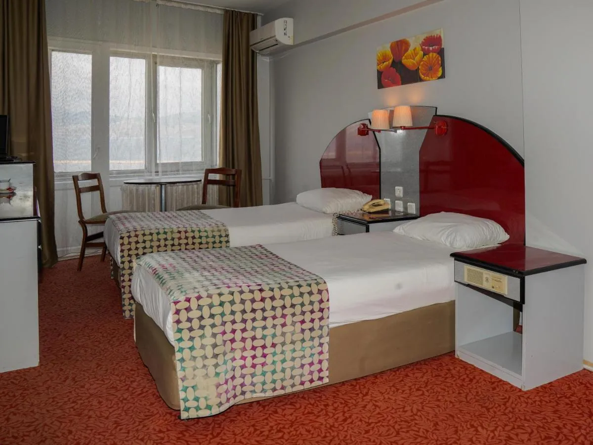 HOTEL EKEN slide-4