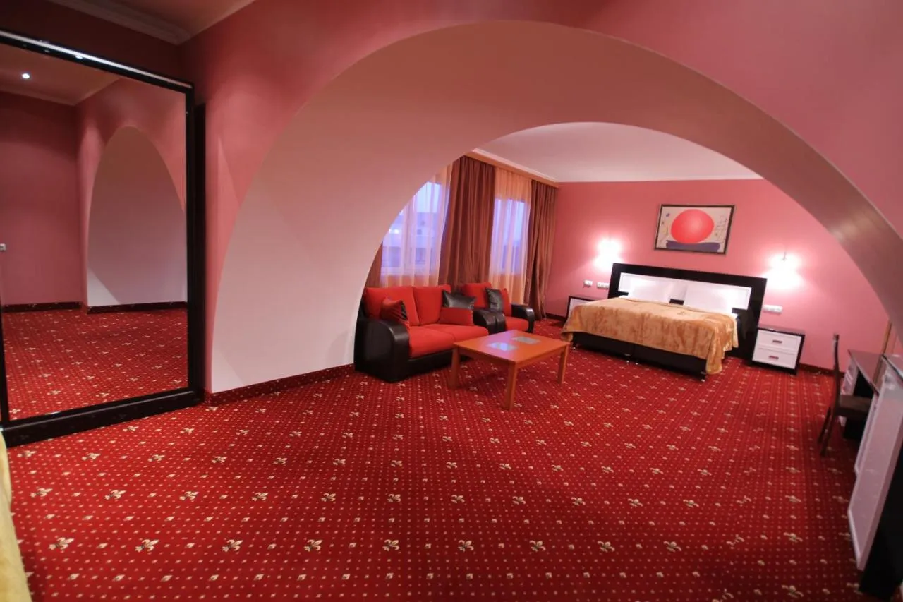 Erebuni Hotel Yerevan slide-5