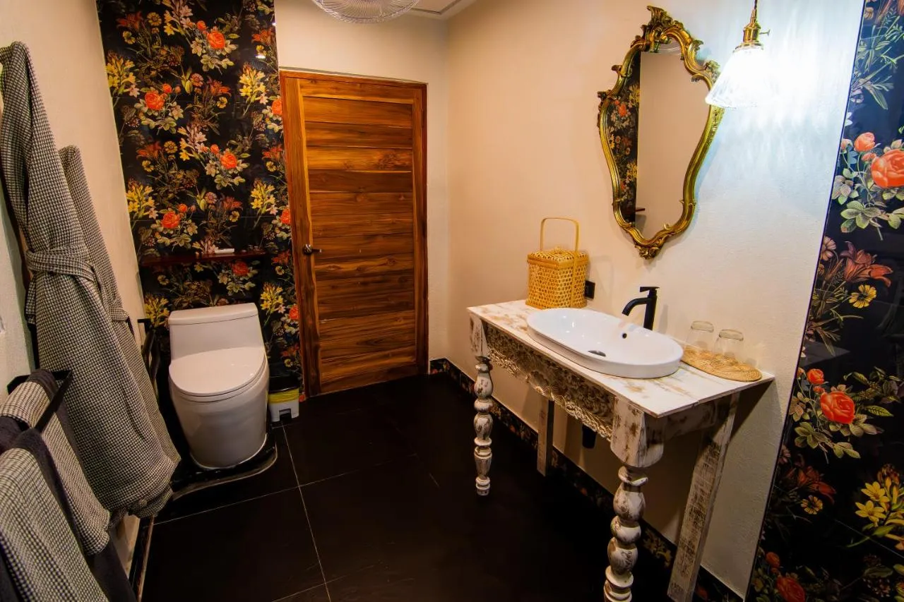 La Belle Vie - Boutique Hotel Adults Only-1