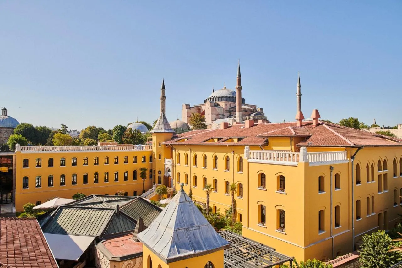 Four Seasons Hotel Istanbul at Sultanahmet slide-3