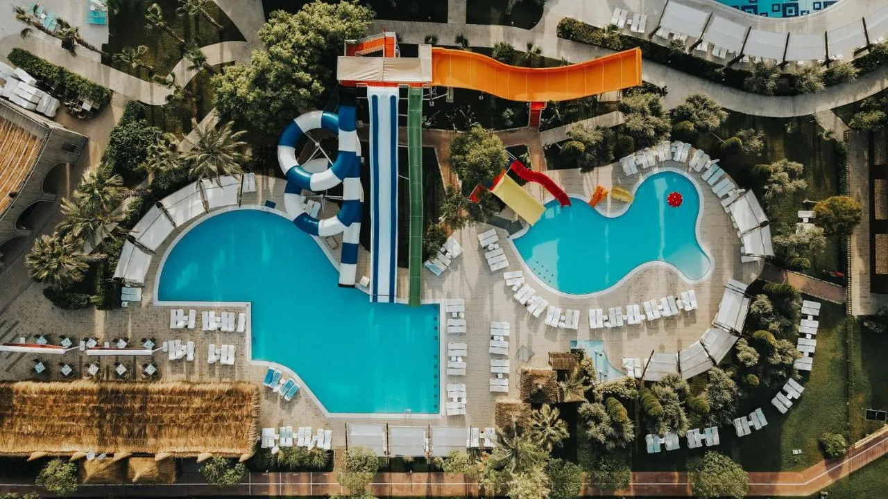 Saturn Palace Resort hotel-1