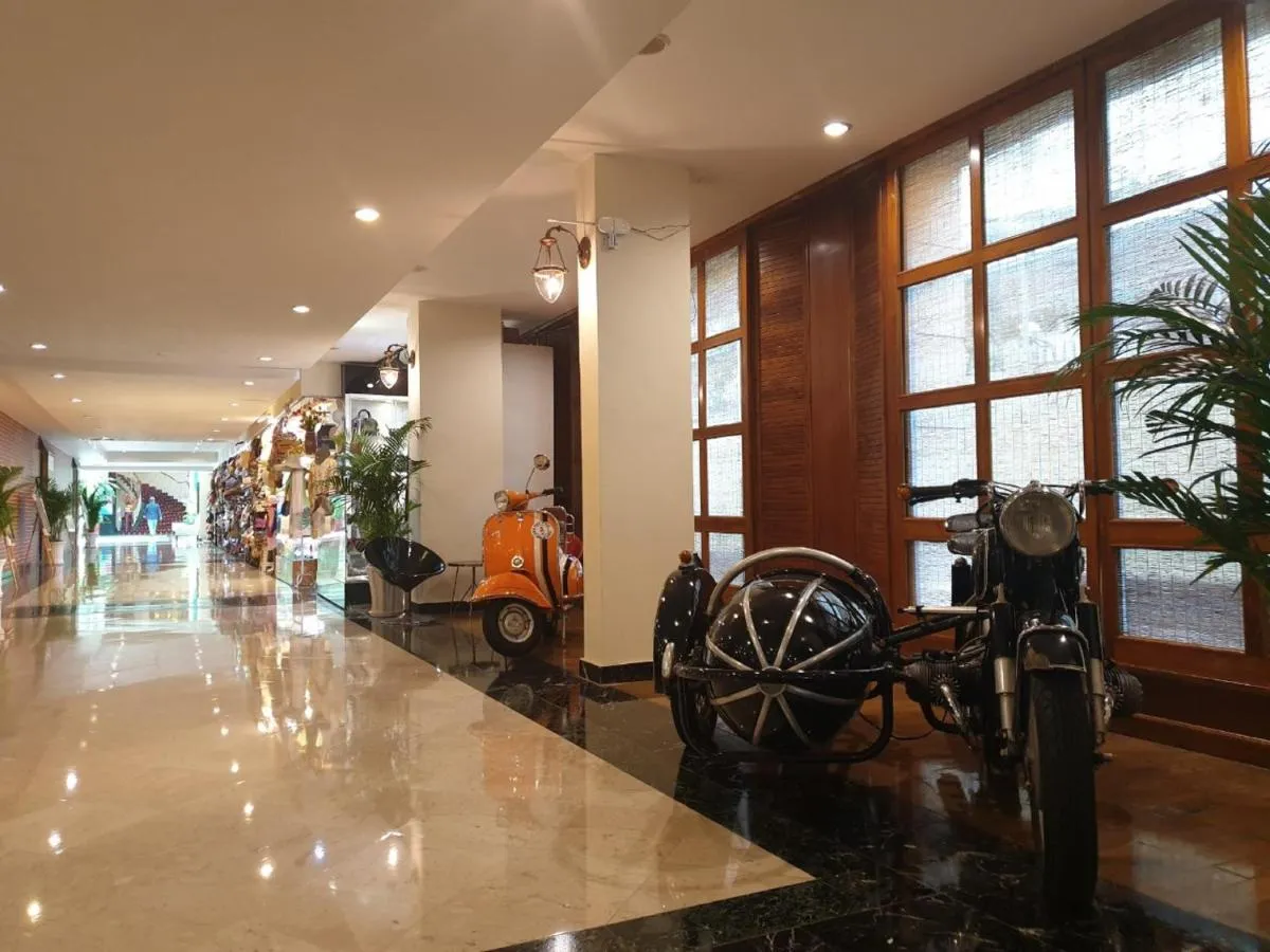 Ramana Saigon Hotel slide-3