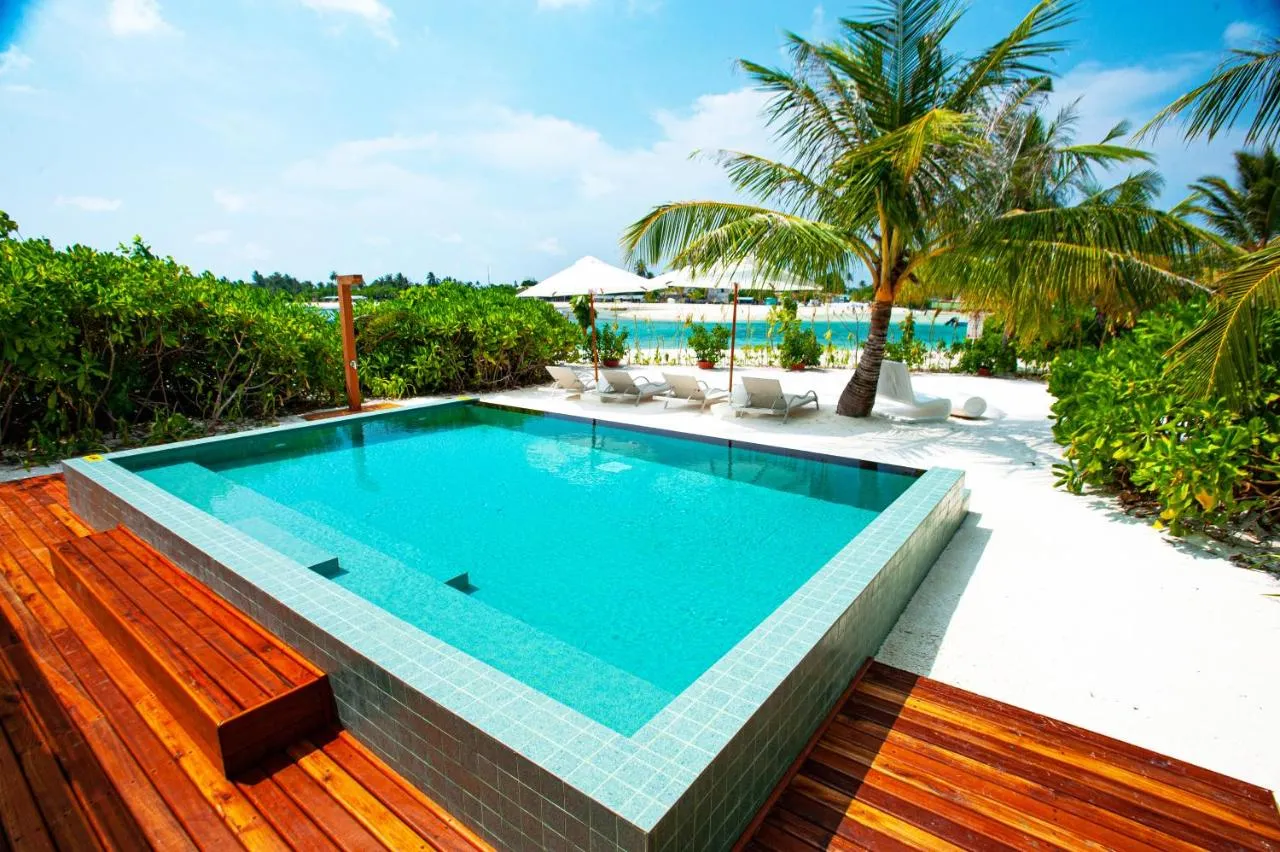 Holiday Inn Resort Kandooma Maldives - Kids Stay & Eat Free and DIVE FREE for Certified Divers for a minimum 3 nights stay-1