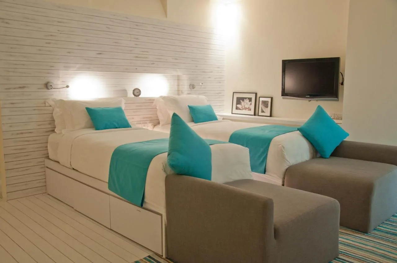 Holiday Inn Resort Kandooma Maldives - Kids Stay & Eat Free and DIVE FREE for Certified Divers for a minimum 3 nights stay-2