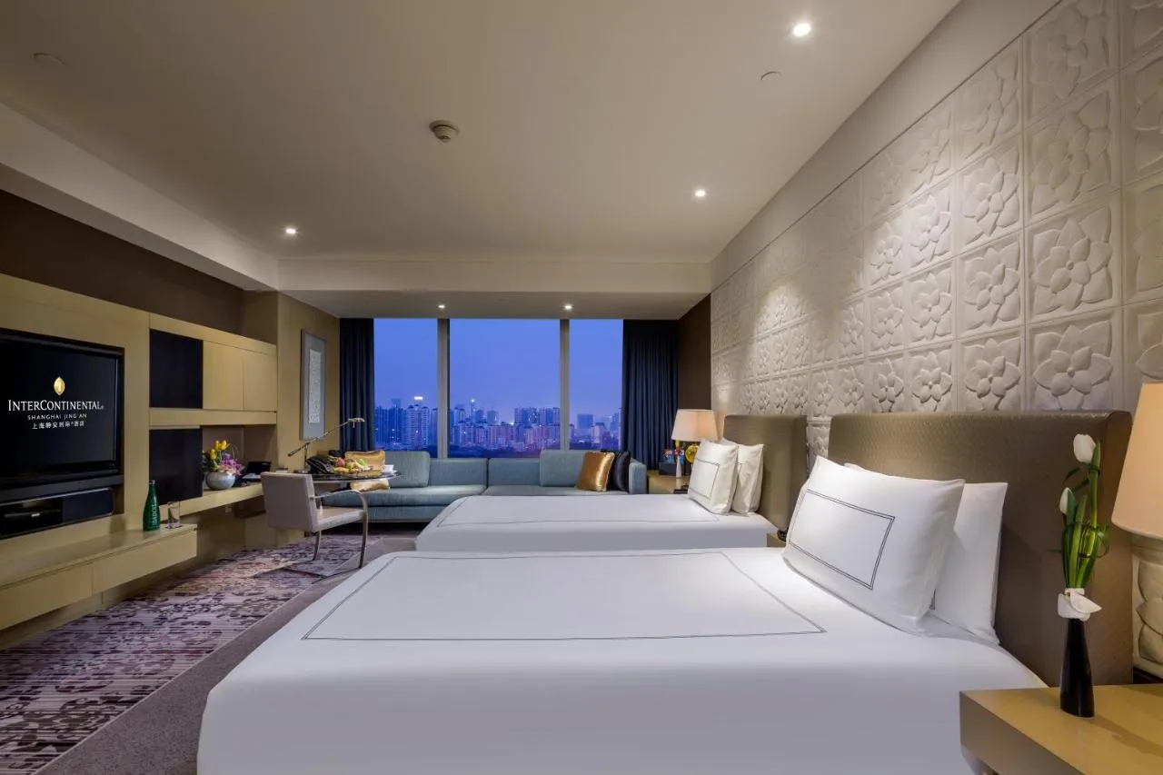 InterContinental Shanghai Jing' An by IHG slide-5
