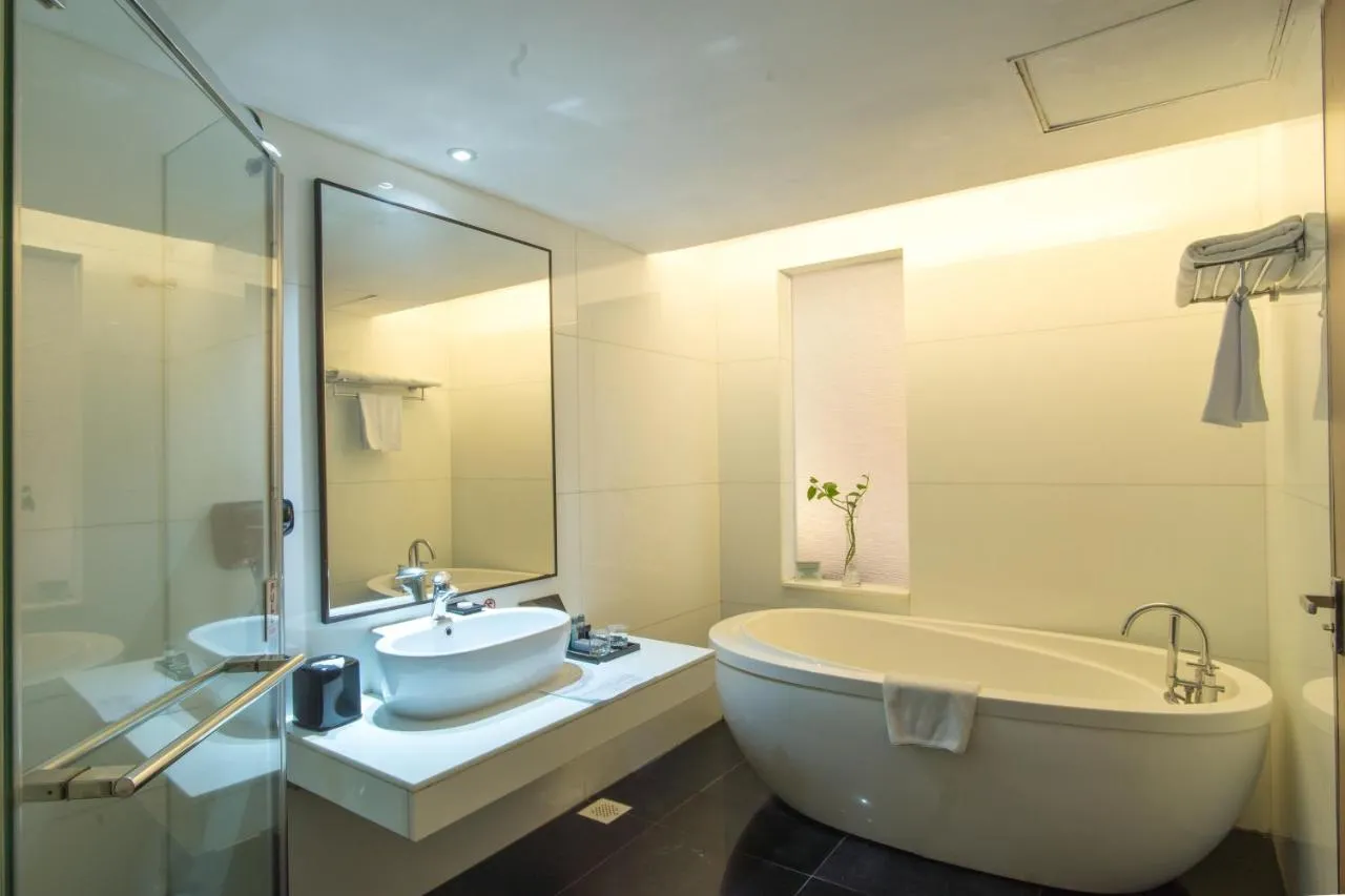Merlynn Park Hotel-2