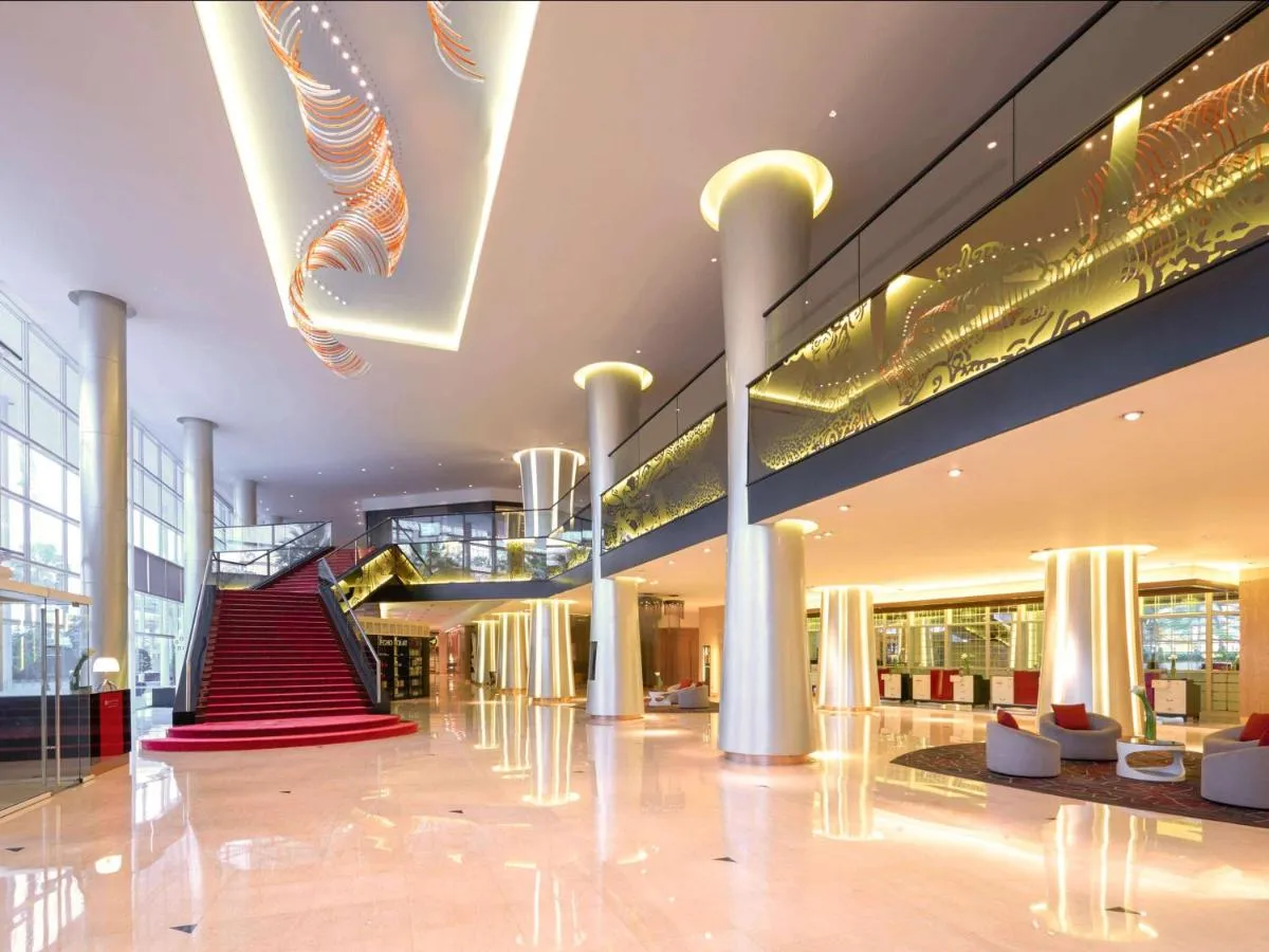Pullman Jakarta Indonesia hotel slide-3