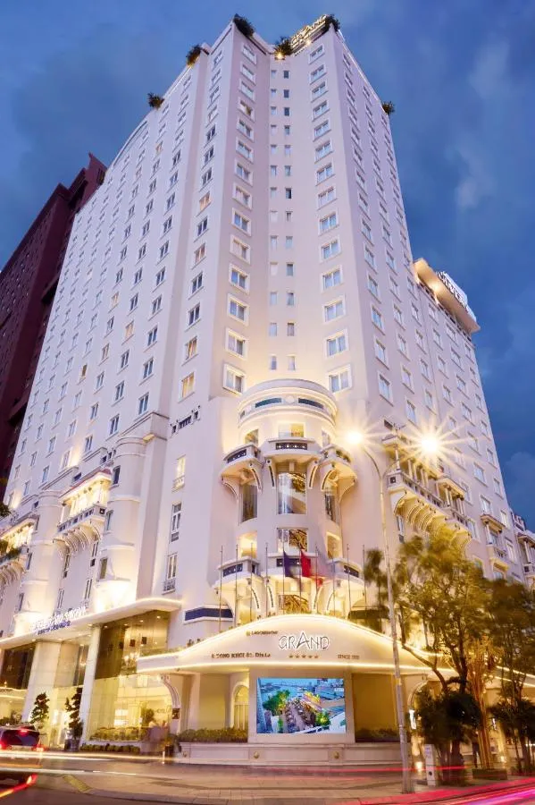Hotel Grand Saigon slide-5