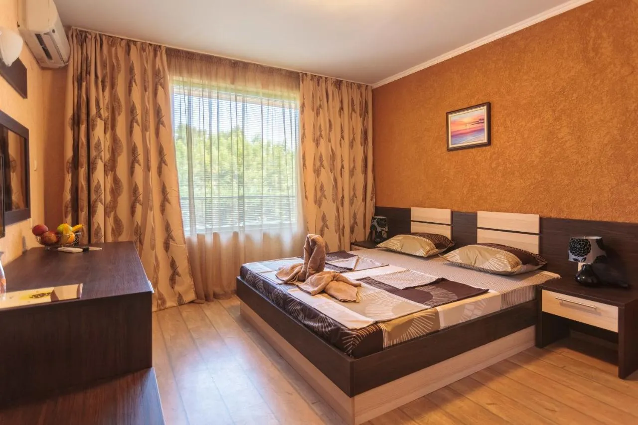 Villa Brigantina-1