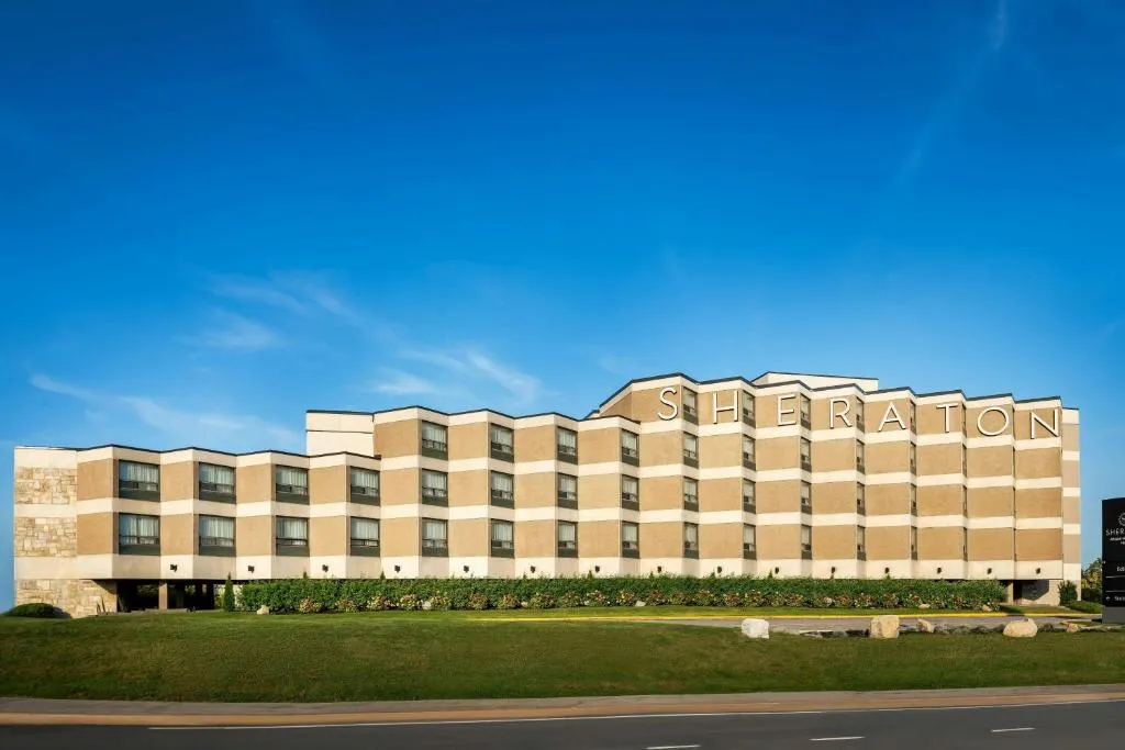 Sheraton Montreal Airport Hotel-1