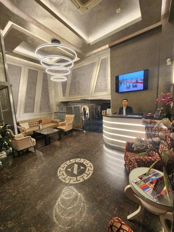 Nanda Hotel-1
