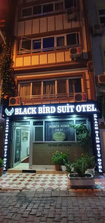 Black Bird Suite Hotel-1