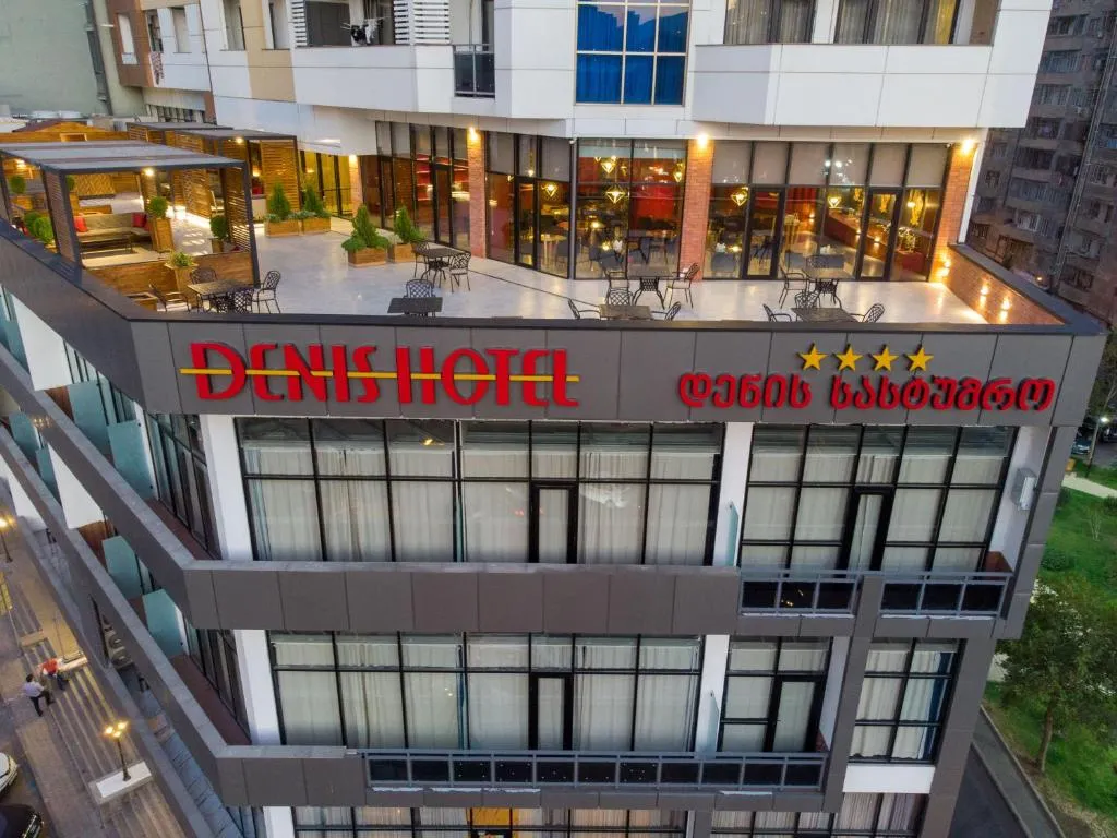 Denis hotel-1
