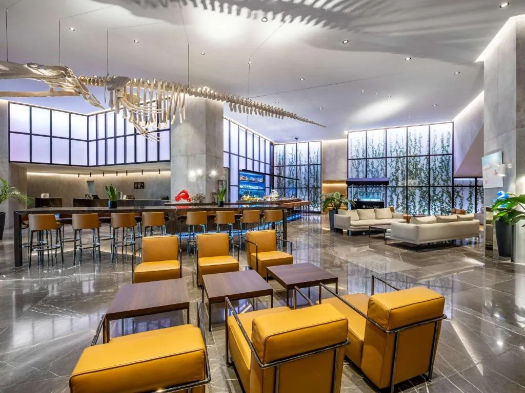 Pullman Tbilisi Axis Towers Hotel-1