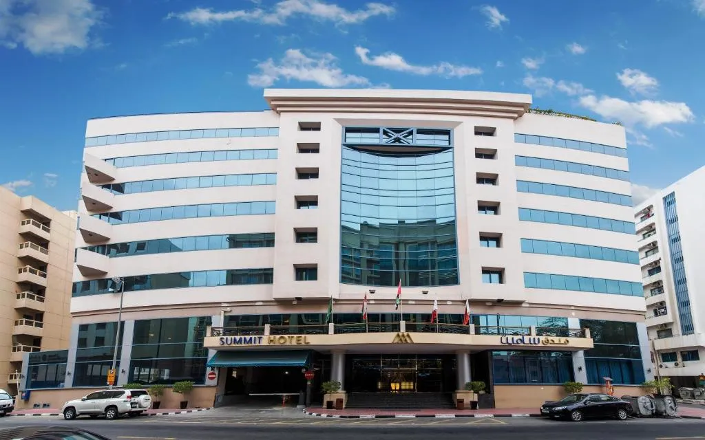 Landmark Summit Hotel-1