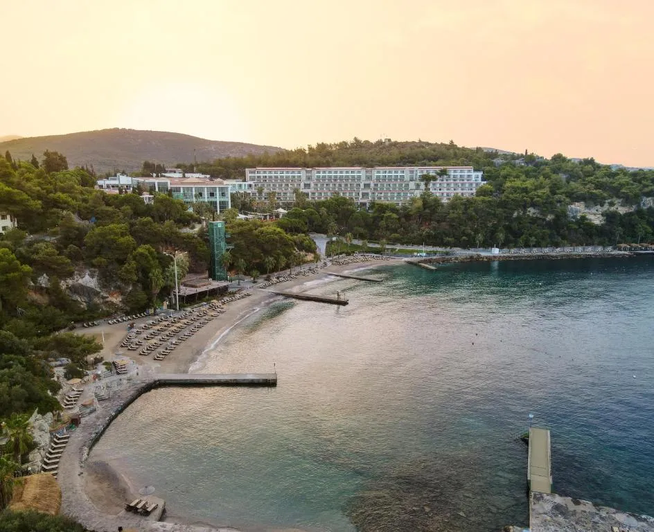 Pine Bay Holiday Resort-1