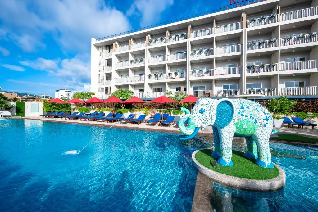 Ramada by Wyndham Phuket Deevana Patong-1