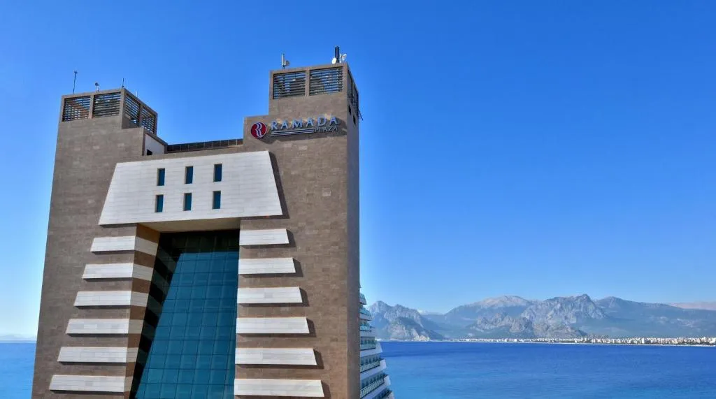 Ramada Plaza by Wyndham Antalya-1