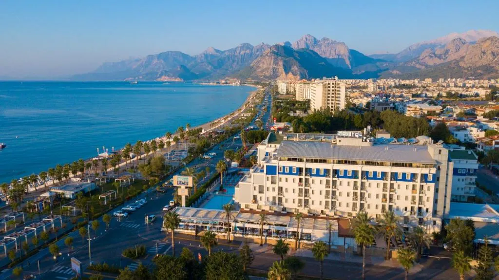 Sealife Family Resort Hotel-1