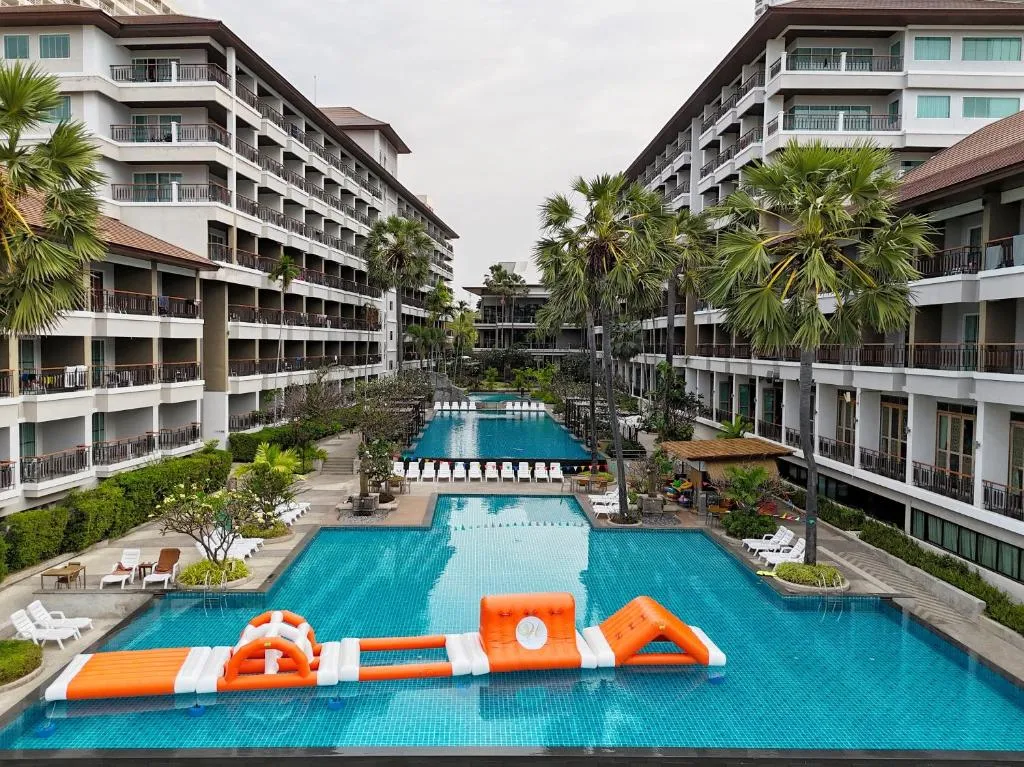Welcome World Resort & Spa-1