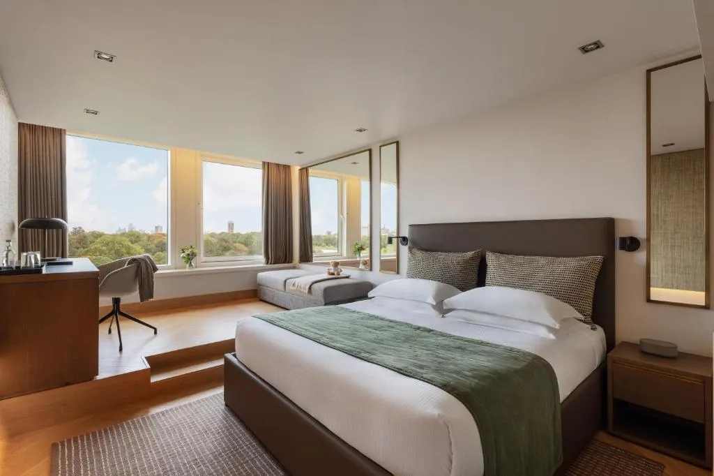 Royal Garden Hotel-1