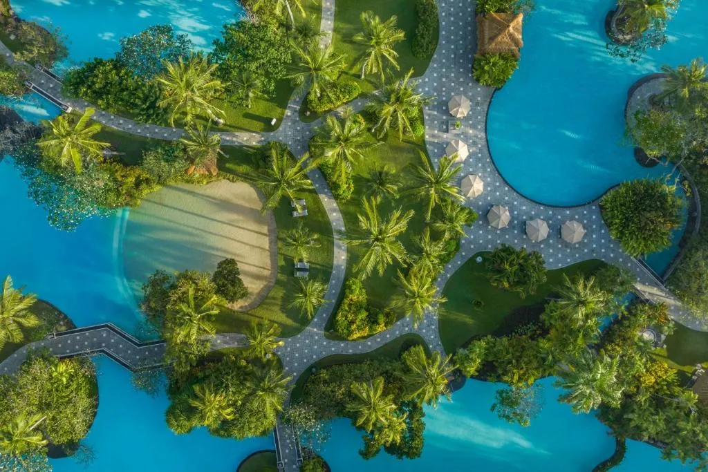The Laguna Luxury Collection hotel-1