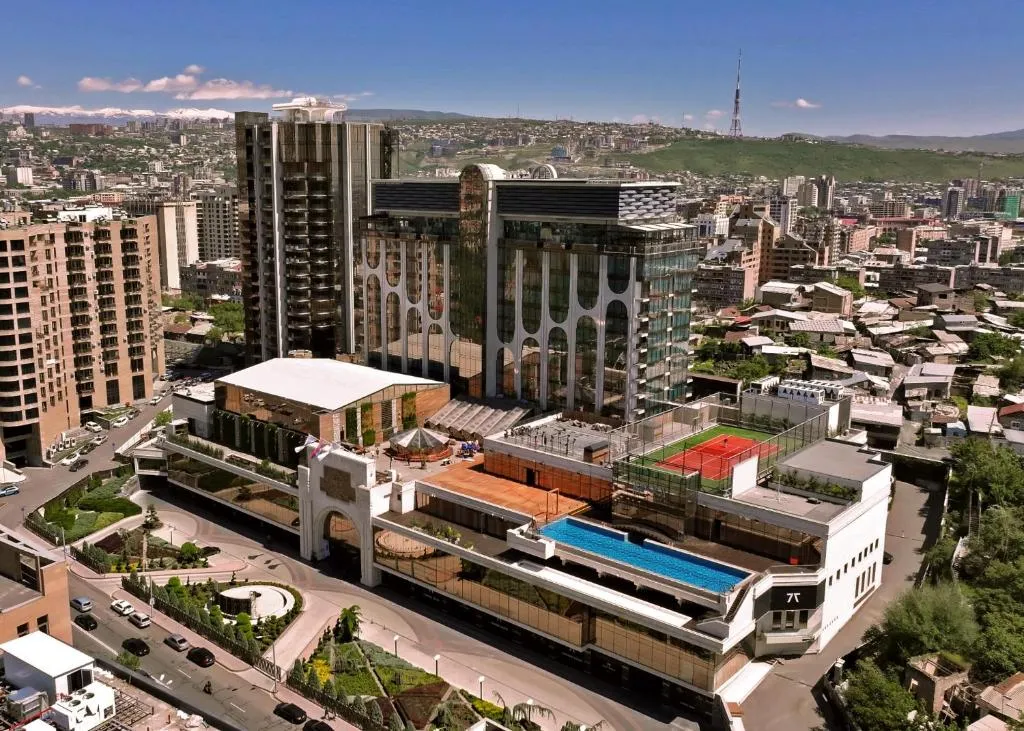 Seven Visions Resort and Places, the Dvin-1