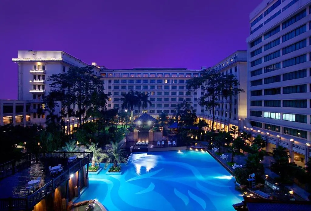 Dongfang Hotel-1