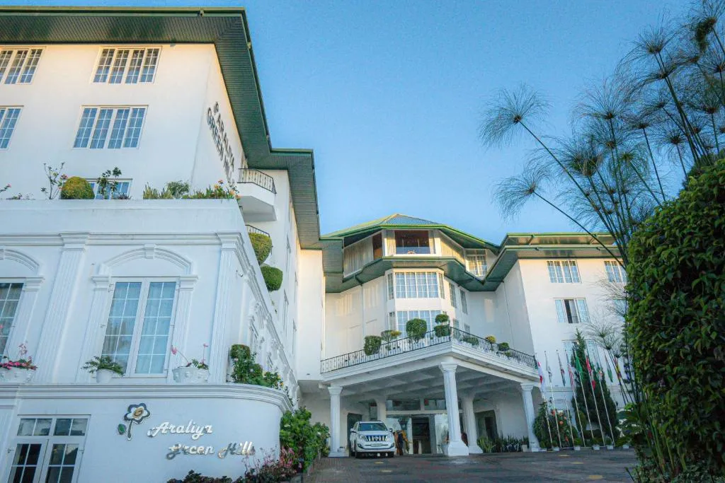 Araliya Green Hills - Where Historic Charm Mingles with Natural Beauty-1