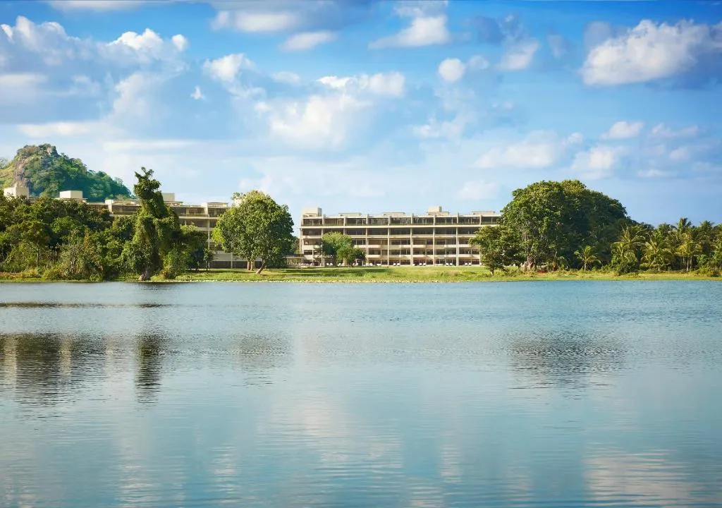 Jetwing Lake-1