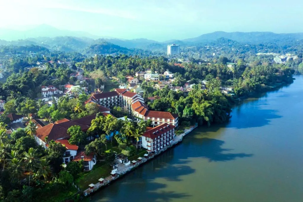 Mahaweli Reach Hotel-1