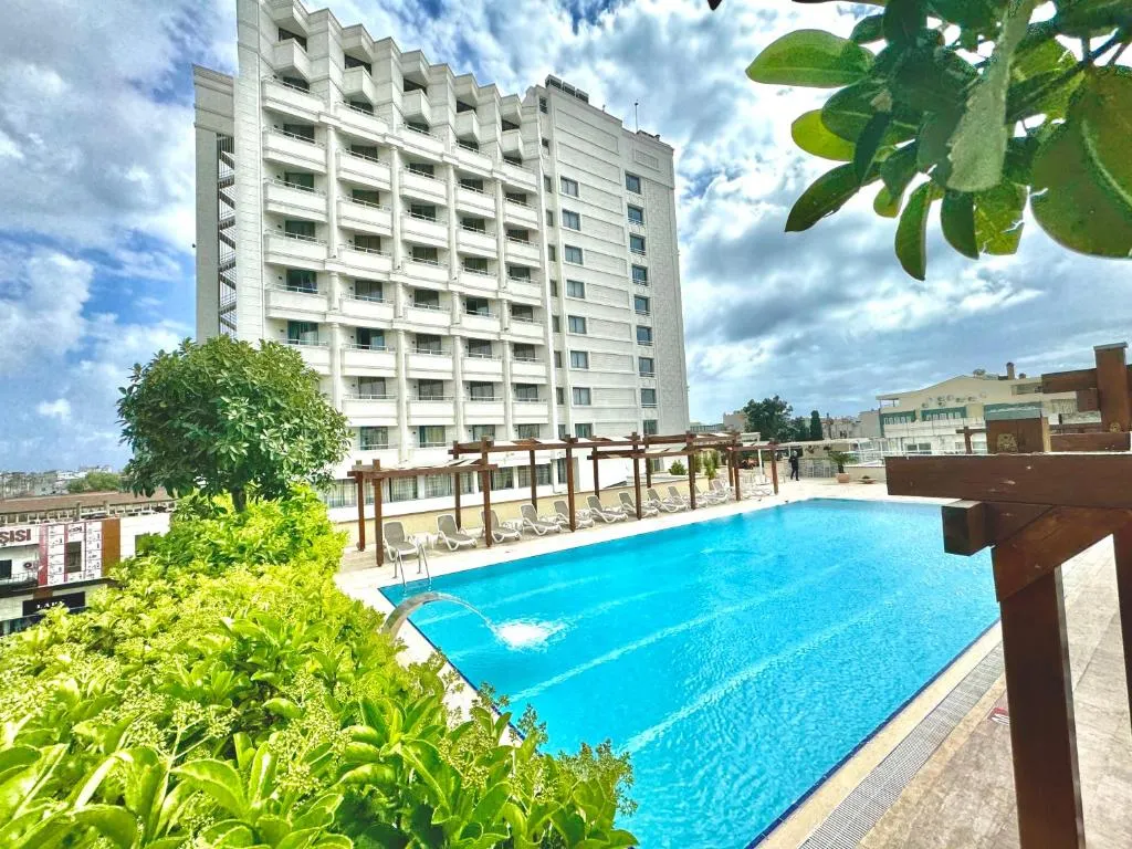 Best Western Plus Khan Hotel-1