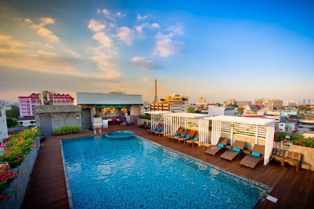 Nouvo City Hotel-1
