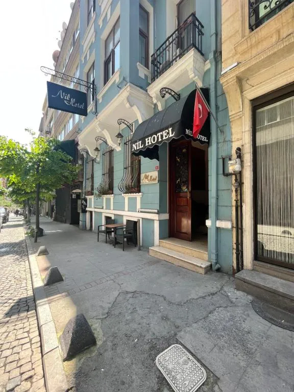 Nil Hotel-1