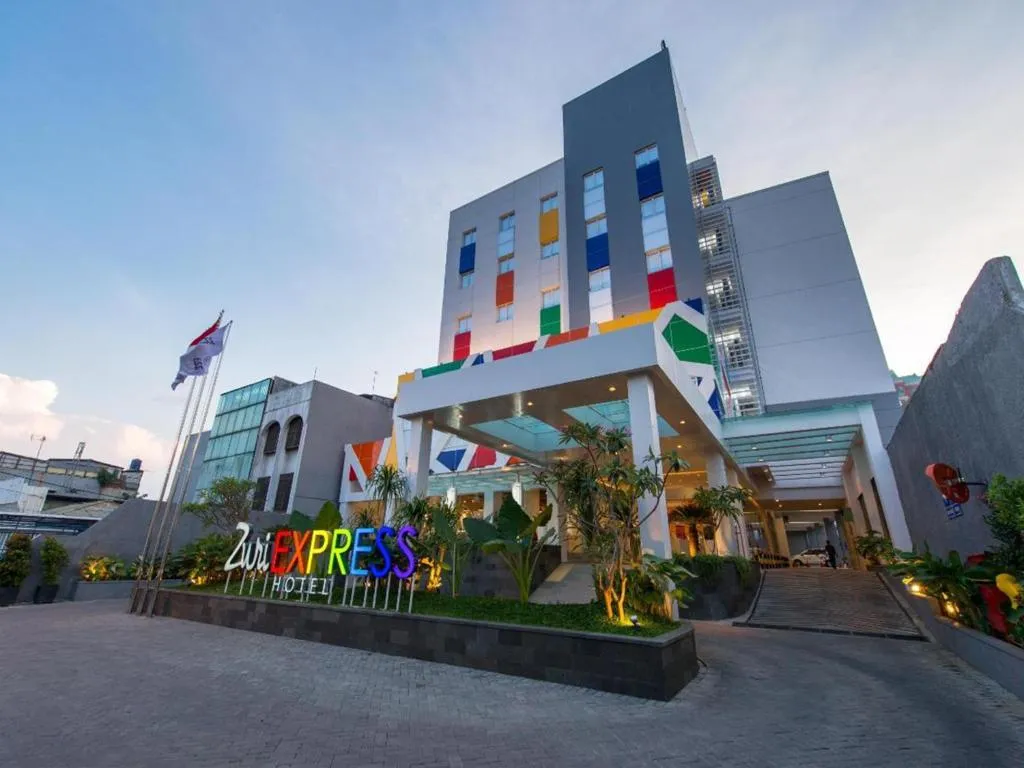 Zuri Express Mangga Dua Hotel-1